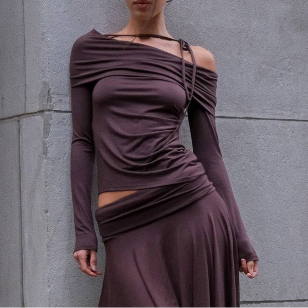 Geel Leo Top (brown) NEVER WORN